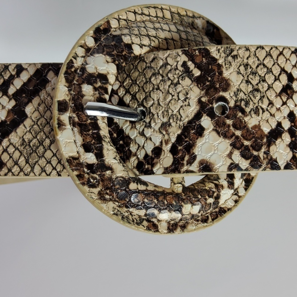Kohl's Reptile Print Women's Belt 40" long Size M